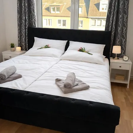 Cozy Comfort 2 Bedroom With Balcony *