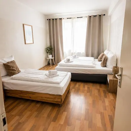 Cozy Comfort 2 Bedroom With Balcony *